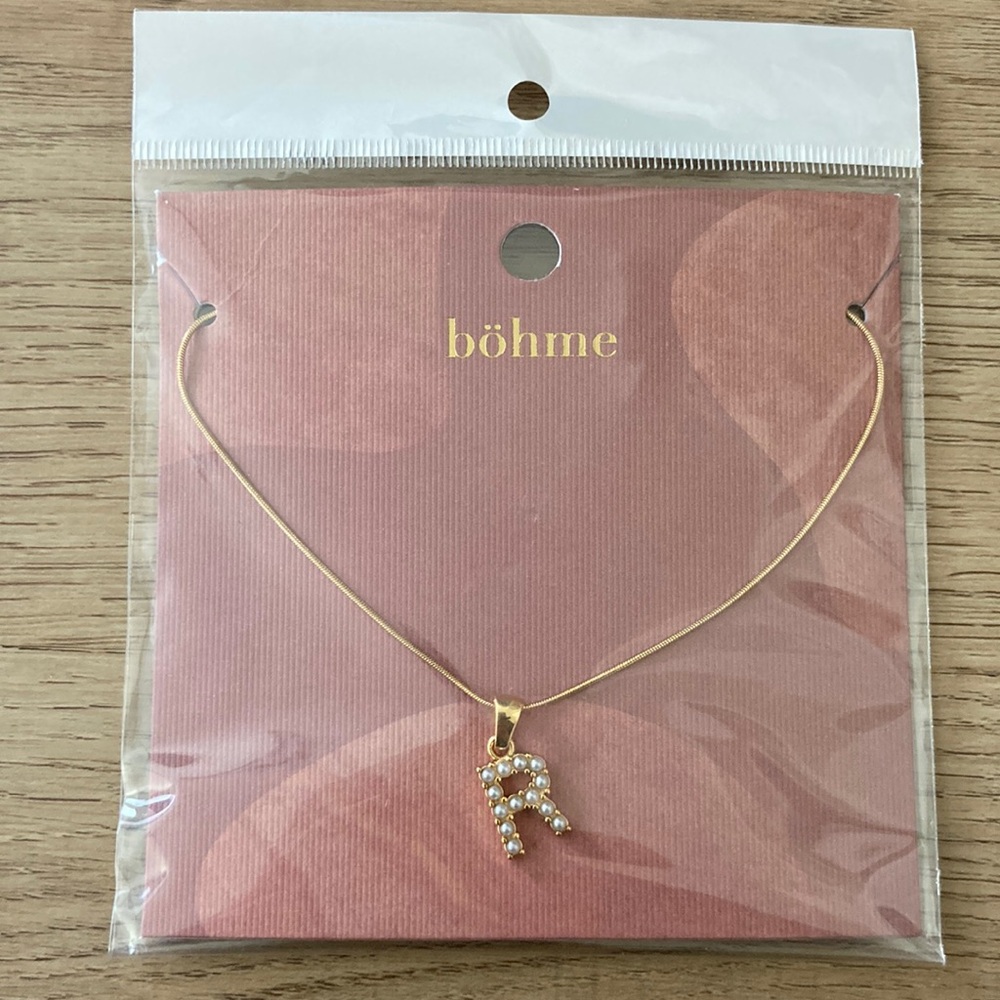 Bohme “R” Initial necklace gold and pearl NWT